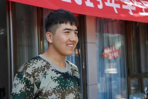 ef5a8af2b37e43e3b94c0c2bf70fe941