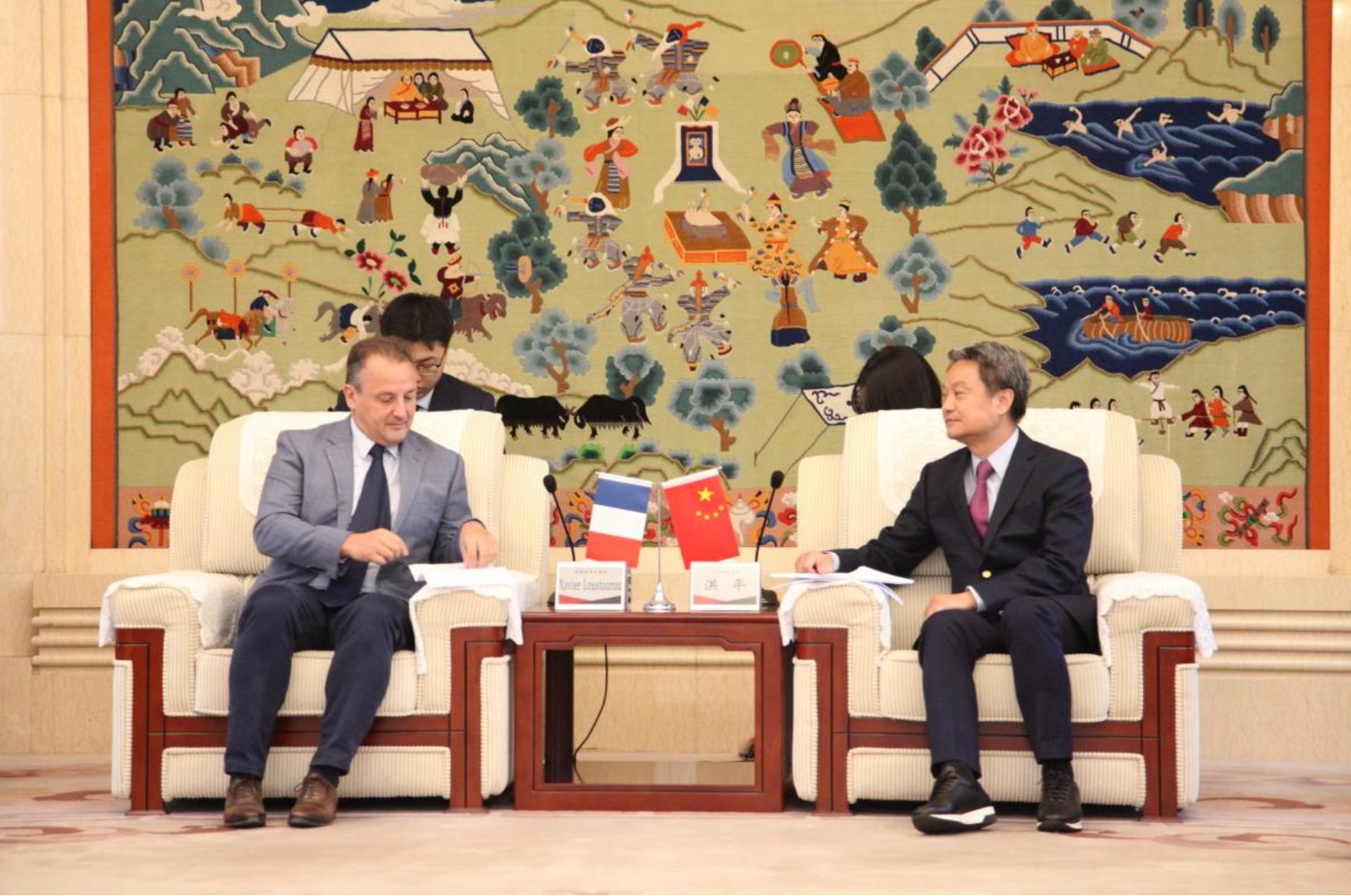 3b214ef8e9b8475a83c0c4172687120d