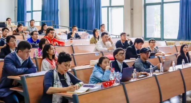 a411b05b002b417ba3cc6f755db3a301